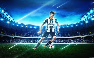 华体会热评-凯西戴面具不影响头球争顶